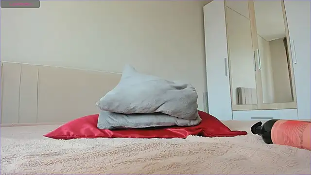 sweety vikky online show from 03-05-25, 04:02