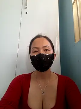 Baby-sexytits18 online show from 03-05-25, 08:43