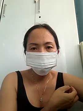 Baby-sexytits18 online show from 03-19-25, 06:24