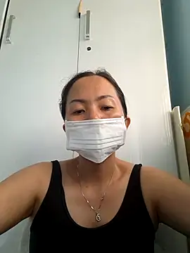 Baby-sexytits18 online show from 03-19-25, 09:28