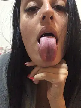 Catmila94 online show from 05-13-26, 02:31