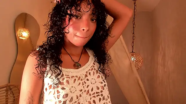 Ariella Ruiz online show from 02-18-25, 12:17