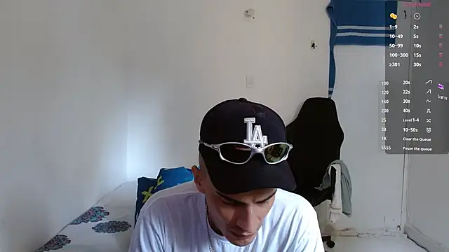 bray hotboy777 online show from 09-26-25, 02:10