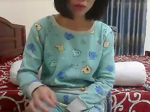 Snapshot of Dumani99 chatting on 03-17-25, 11:32 Dumani99 online show from 03-17-25, 11:32