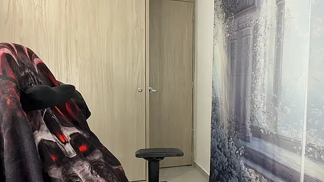 Snapshot of gabriel__manson chatting on 10-23-25, 11:35 gabriel manson online show from 10-23-25, 11:35