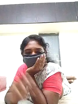 Snapshot of Tamil--Rani chatting on 12-16-24, 10:29 Tamil--Rani online show from 12-16-24, 10:29