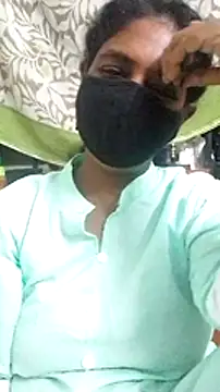 Snapshot of Tamil--Rani chatting on 01-08-25, 04:44 Tamil--Rani online show from 01-08-25, 04:44