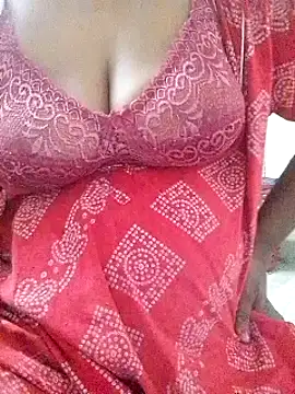 Snapshot of Tamil--Rani chatting on 01-10-25, 04:20 Tamil--Rani online show from 01-10-25, 04:20