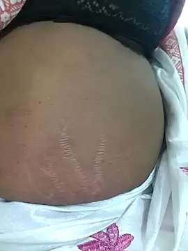 Snapshot of Tamil--Rani chatting on 02-09-25, 06:33 Tamil--Rani online show from 02-09-25, 06:33