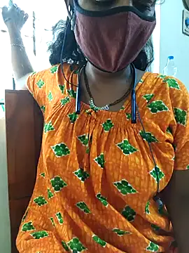 Snapshot of Tamil--Rani chatting on 02-13-25, 11:28 Tamil--Rani online show from 02-13-25, 11:28