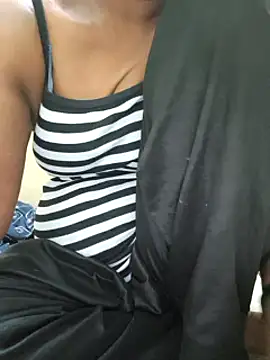 Snapshot of Tamil--Rani chatting on 02-23-25, 07:49 Tamil--Rani online show from 02-23-25, 07:49