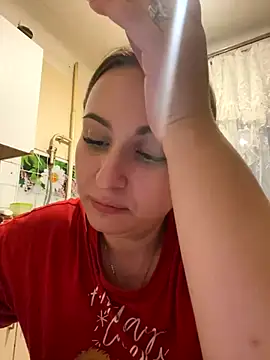 Snapshot of OlgaBuzzz chatting on 12-06-24, 10:27 OlgaBuzzz online show from 12-06-24, 10:27