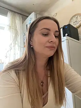 Snapshot of OlgaBuzzz chatting on 01-10-25, 05:37 OlgaBuzzz online show from 01-10-25, 05:37