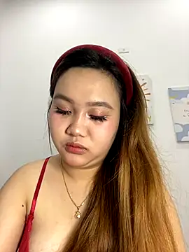 Odette68 online show from 11-04-25, 04:44