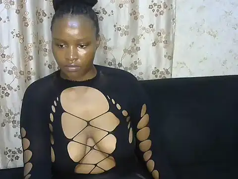 Snapshot of Sassy_baby1_ chatting on 01-18-25, 04:31 Sassy baby1 online show from 01-18-25, 04:31