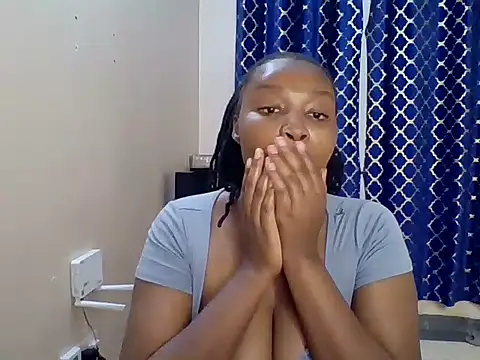 Snapshot of Sassy_baby1_ chatting on 03-16-25, 03:58 Sassy baby1 online show from 03-16-25, 03:58