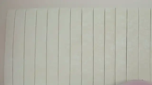 Littleolivia  online show from 02-01-25, 12:58