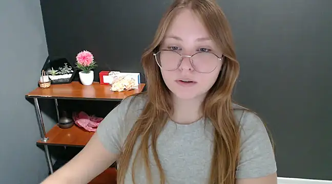 lady minx online show from 12-05-24, 10:33