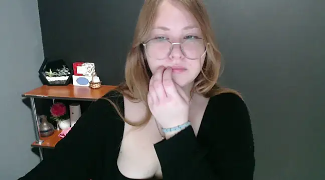 lady minx online show from 01-08-25, 08:27