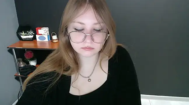 lady minx online show from 01-15-25, 07:37