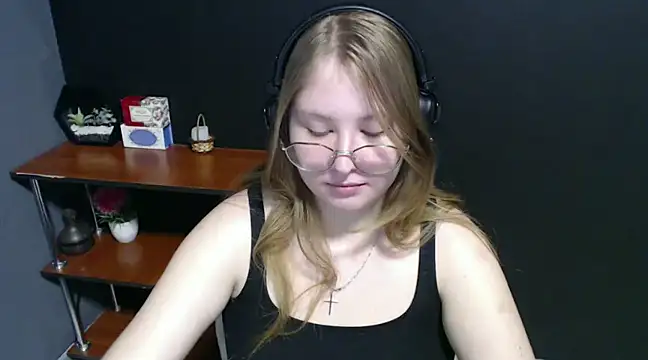 lady minx online show from 01-24-25, 10:53