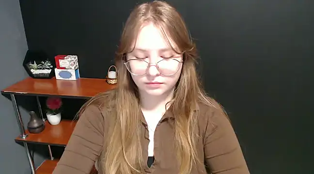 lady minx online show from 01-28-25, 07:22