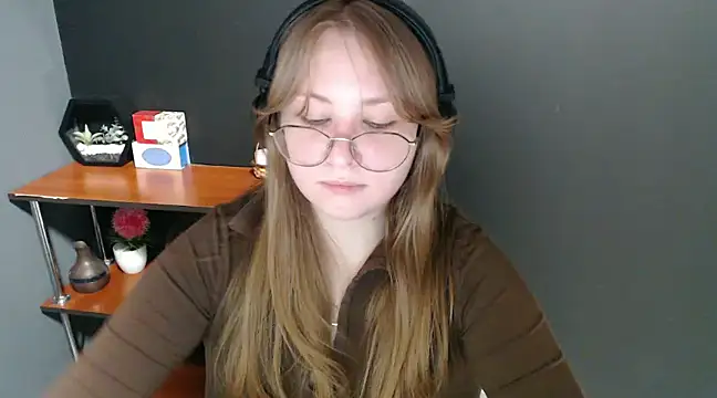 lady minx online show from 01-28-25, 10:23