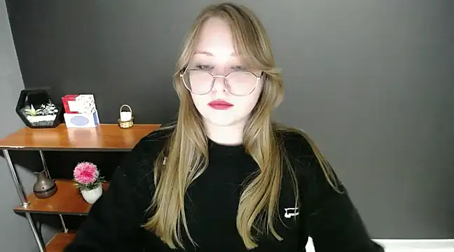 lady minx online show from 02-06-25, 10:59