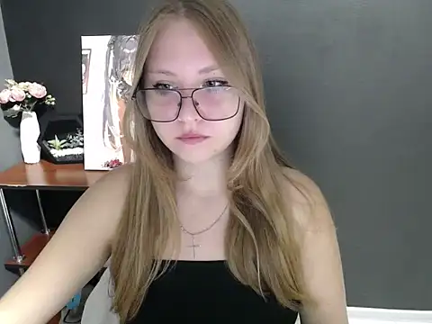 lady minx online show from 09-18-25, 06:26
