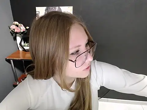 lady minx online show from 10-06-25, 07:17