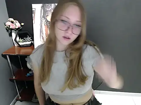 lady minx online show from 10-08-25, 06:33