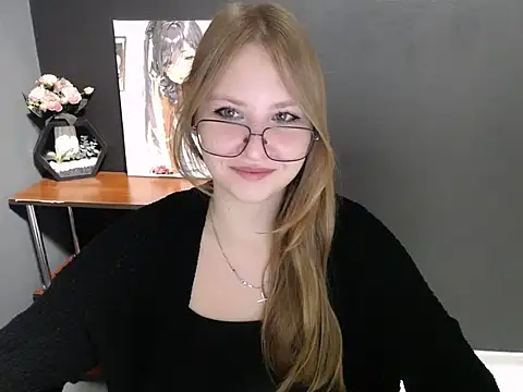 lady minx online show from 10-28-25, 08:40