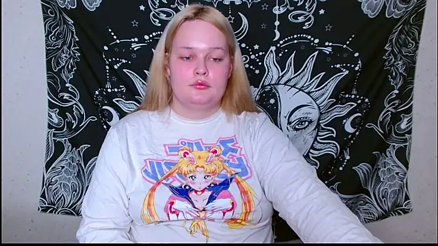 Snapshot of rozzhaos8 chatting on 02-17-26, 07:53 rozzhaos8 online show from 02-17-26, 07:53