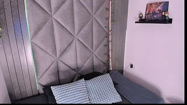 AbbyWathson online show from 10-07-25, 07:33