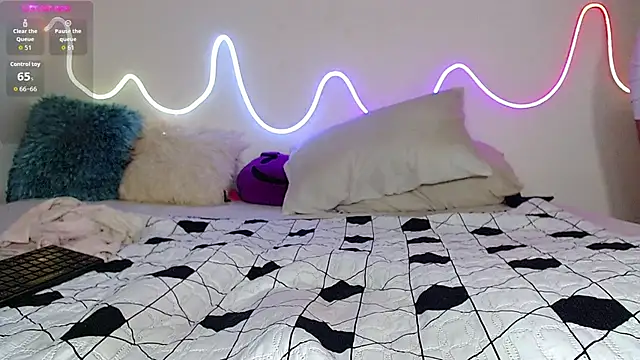 bobsexy08 online show from 10-24-25, 12:01