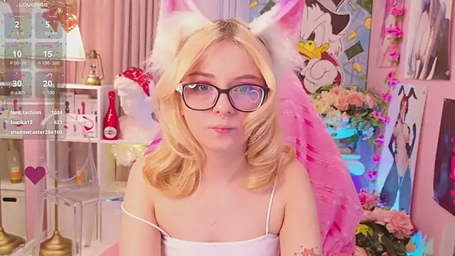 Coconut Mia online show from 12-19-24, 04:13