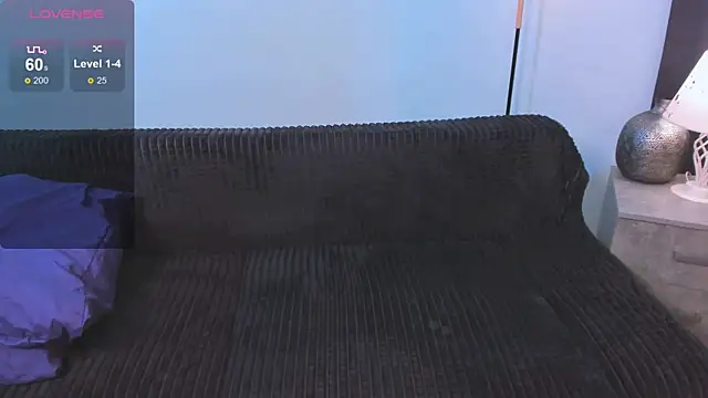 Frostyy fire online show from 12-23-24, 07:20