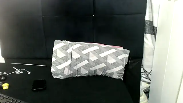 SweetHotBabby18 online show from 09-20-25, 06:14