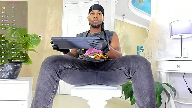 RicoBrown777  online show from 05-09-26, 04:06
