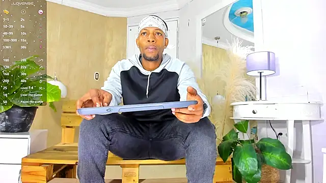 RicoBrown777  online show from 06-21-26, 03:53