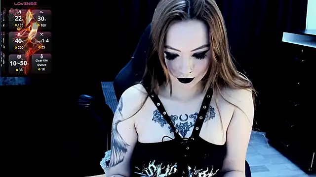 nasty katty  online show from 12-15-25, 09:41