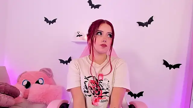 misspaulinaa online show from 10-20-25, 12:22