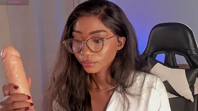 SavannahWildee online show from 02-09-25, 12:06