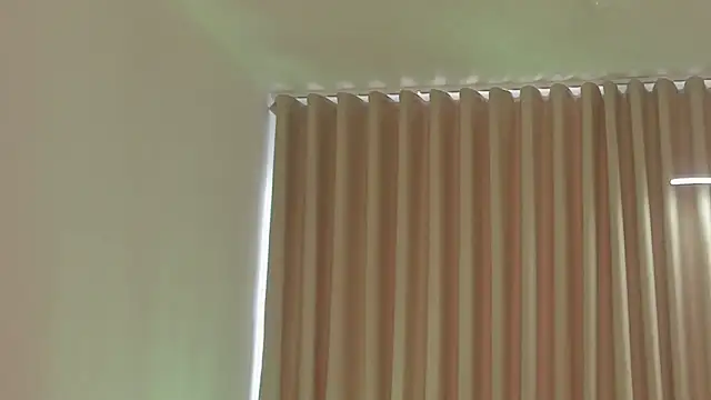 SavannahWildee online show from 09-13-25, 11:43