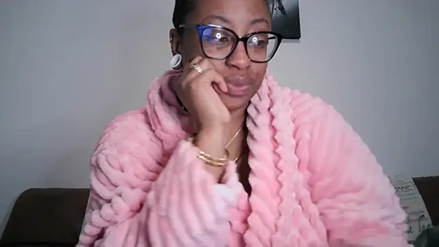 Nyxie Chaos online show from 02-16-26, 06:09