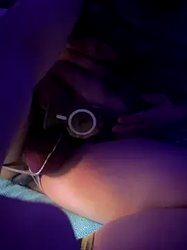 Snapshot of Alpha_theking chatting on 12-19-25, 01:34 Alpha theking online show from 12-19-25, 01:34