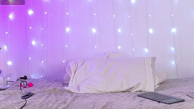 Snapshot of aryalovejoy chatting on 02-04-25, 01:48 aryalovejoy online show from 02-04-25, 01:48