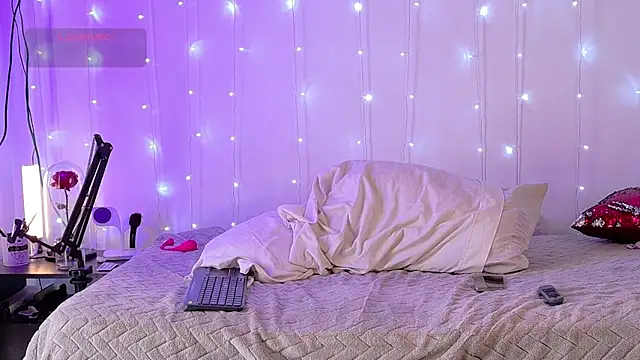 Snapshot of aryalovejoy chatting on 02-18-25, 04:59 aryalovejoy online show from 02-18-25, 04:59