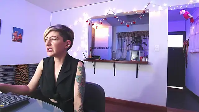 Maria fernandaxxx  online show from 02-15-25, 03:39