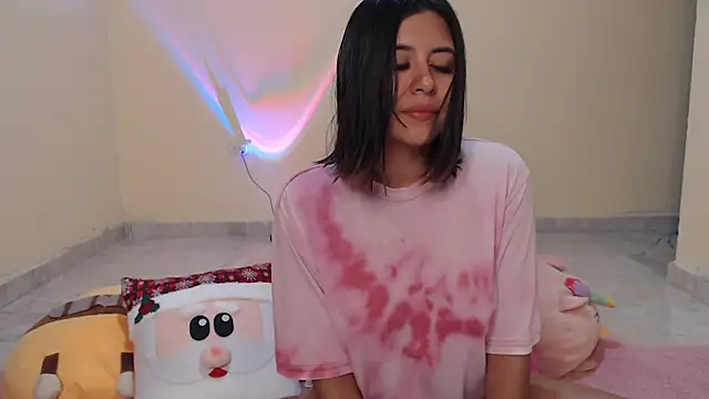 Snapshot of _maiahairy_ chatting on 12-14-24, 12:11 maiahairy online show from 12-14-24, 12:11
